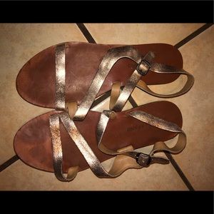 Lucky Brand Metallic Sandals Size 8